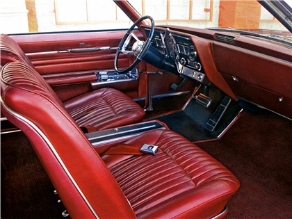 Oldsmobile Toronado, 1966 - Interior