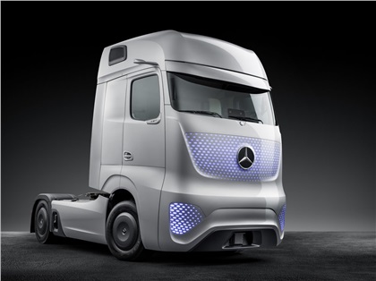 2014 Mercedes-Benz Future Truck 2025