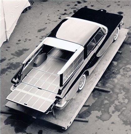 1959 Scimitar All-Purpose/Station Sedan