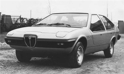 1974_Michelotti%20_Lancia_Beta_Mizar_01.jpg