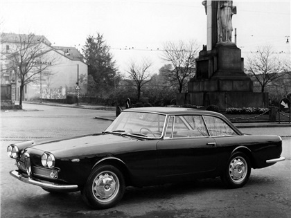 1960 Alfa Romeo 2000 Sprint 'Praho' (Touring)