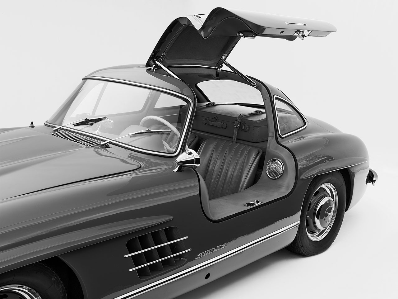 Mercedes 300SL Gullwing - Photo by Tif Hunter / Octopus Books