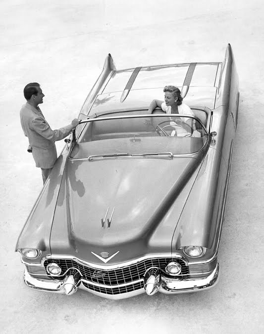 1953_Cadillac_Le_Mans_Concept_08.jpg