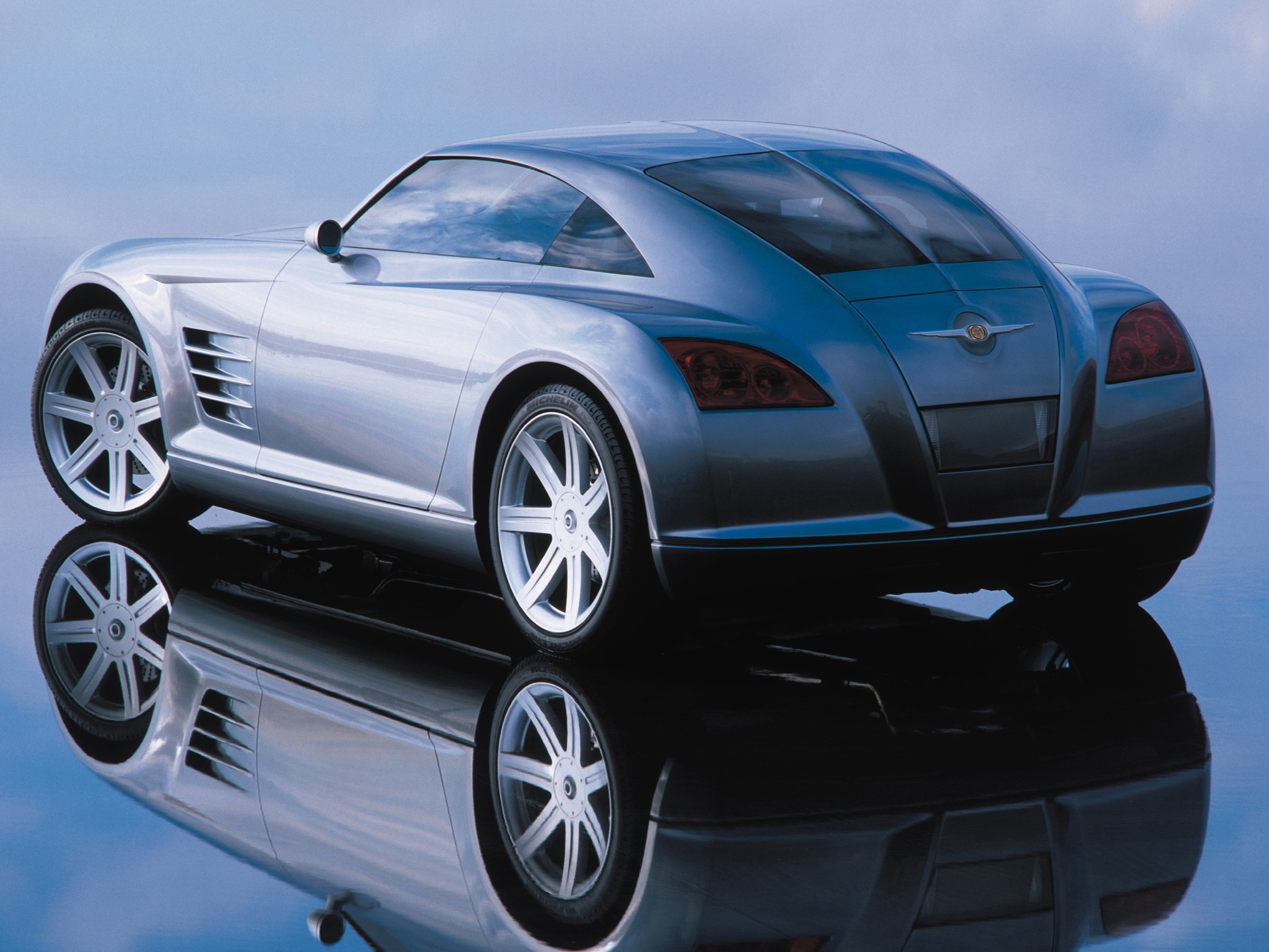 2001 Chrysler Crossfire Concept Car Picture Concept Car ...