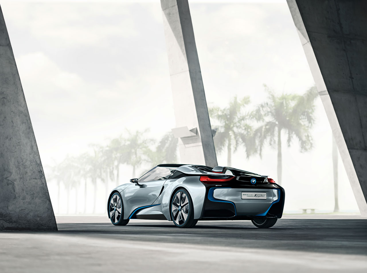 BMW i8 Spyder, 2012