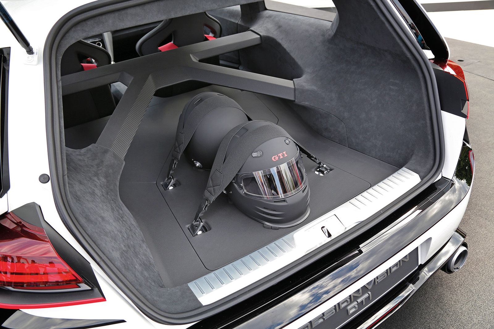 Volkswagen Design Vision GTI, 2013 - Trunk