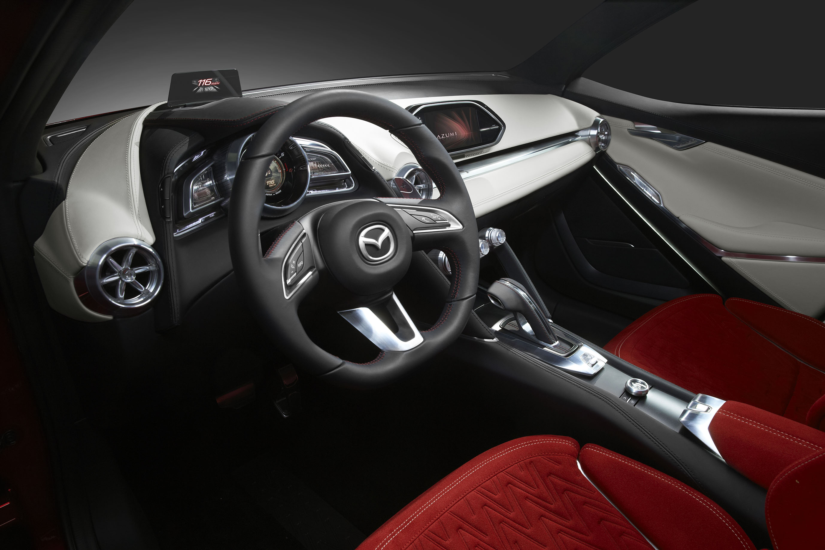 Mazda Hazumi, 2014 - Interior