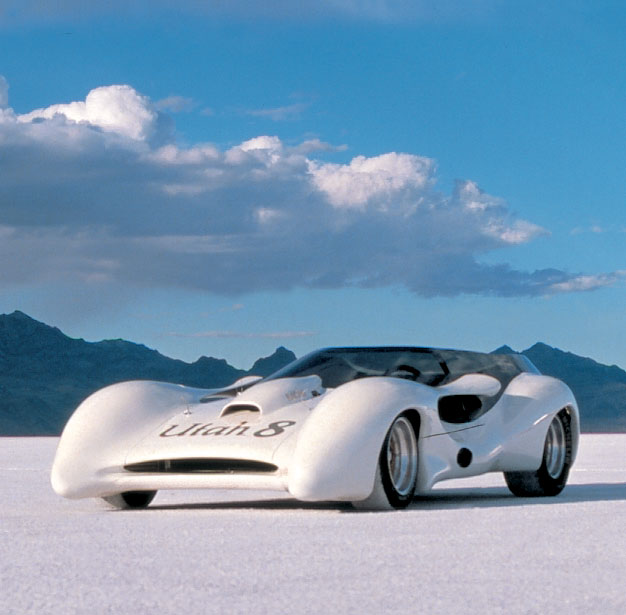 Roadster “Utah 8“ with a 4-cylinder BMW motorcycle engine