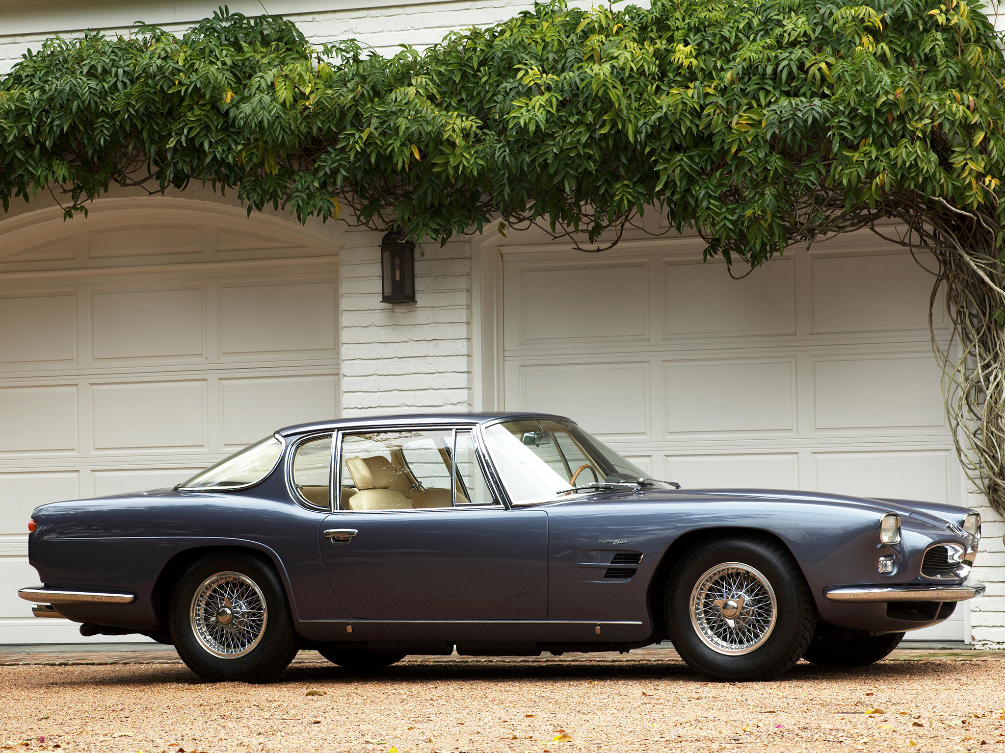 http://www.carstyling.ru/resources/studios/1962_Frua_Maserati_5000_GT_11.jpg