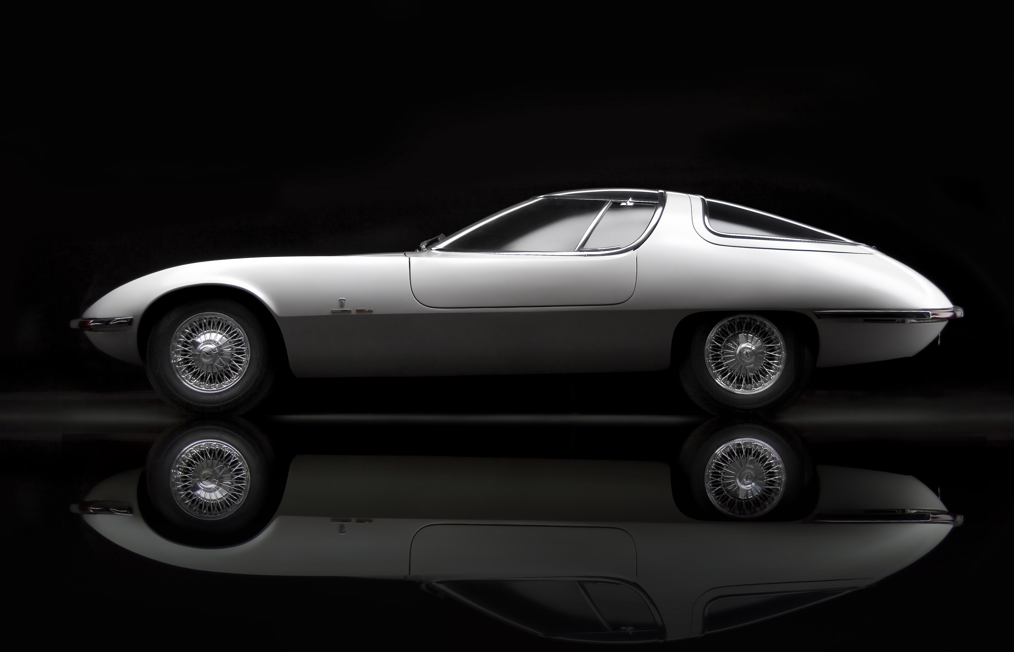 1963 Chevrolet Corvair Testudo (Bertone) - Ateliers
