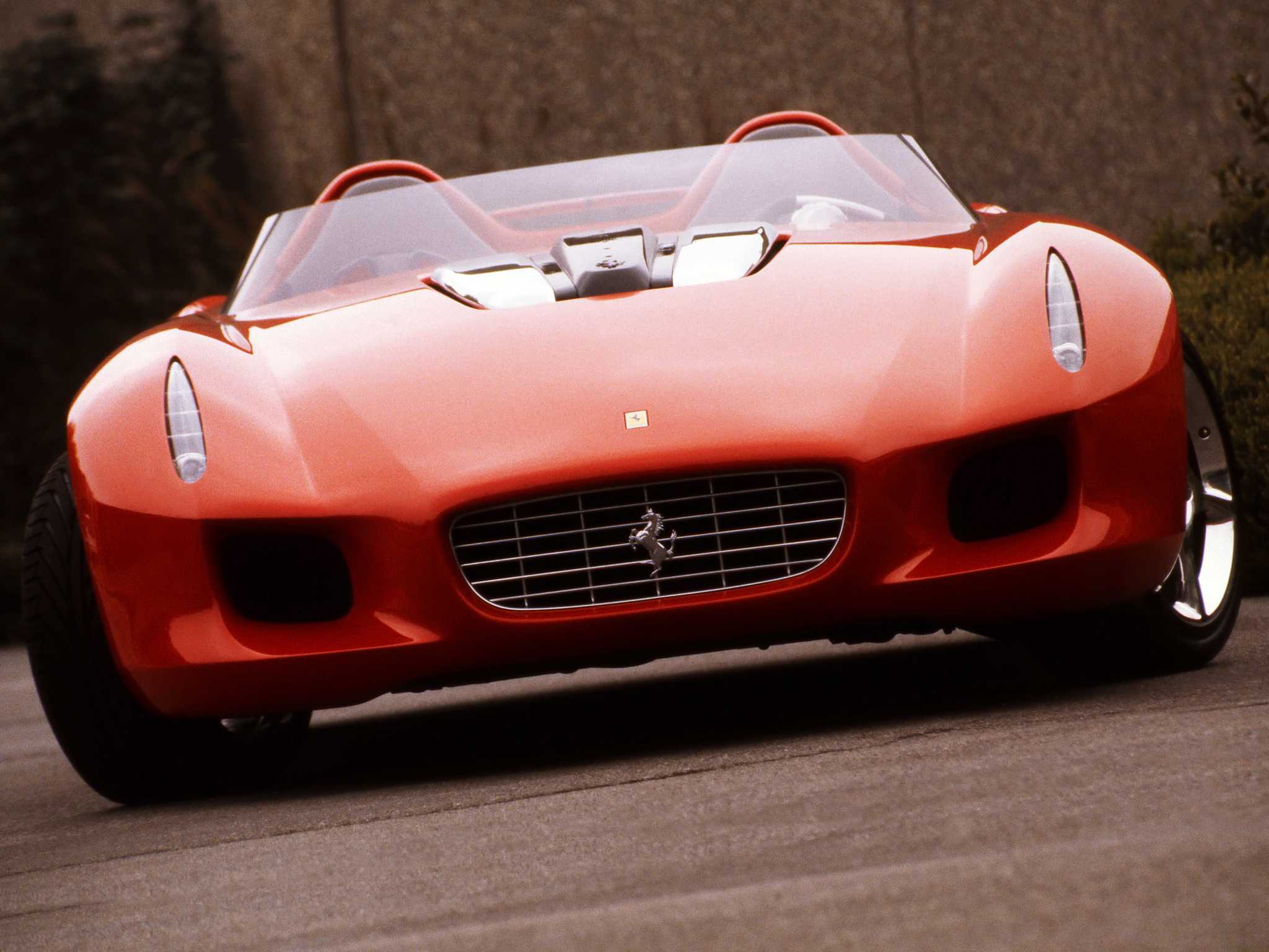 2000_Pininfarina_Ferrari_Rossa_Concept_07.jpg