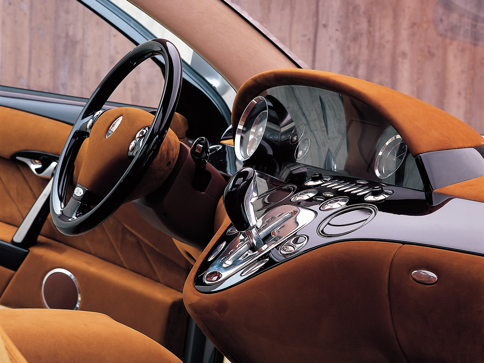 2000 Maserati Buran (ItalDesign) - Studios