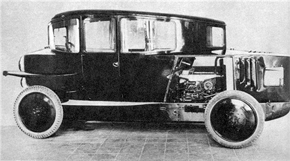 Rumpler Tropfenwagen, 1921–1925 - Доступ к двигателю был сбоку