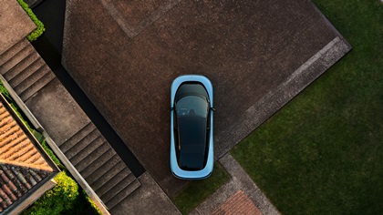 Ferrari Luce, 2026