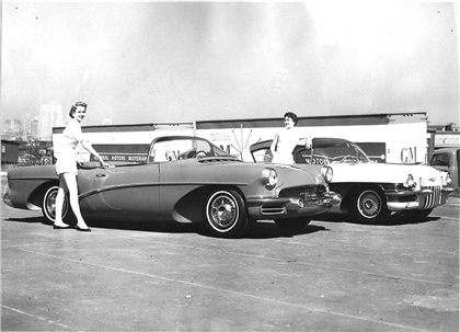 Buick Wildcat III and Cadillac La Salle II Hardtop Sedan, 1955