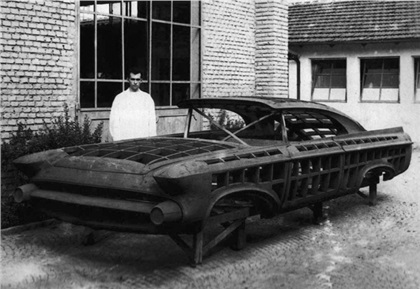 Chrysler Norseman - Wooden Buck at Ghia, Turin - Мастер-модель Norseman, по которой создавались наружные панели кузова концепт-кара.