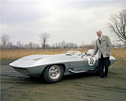 Chevrolet Corvette Sting Ray, 1959 - Bill Mitchell and his Stingray in racing trim