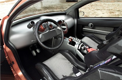 Mitsubishi RPM 7000, 2001 - Interior