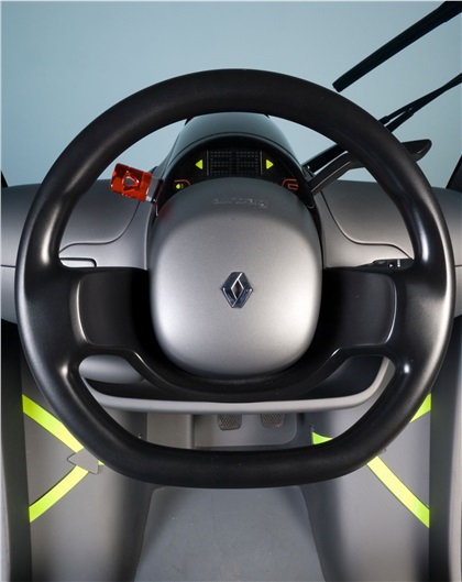 Renault Twizy Z.E. - Final Prototype - Cockpit