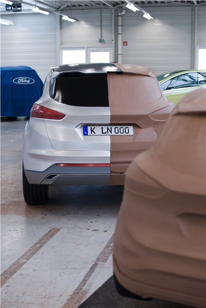 Ford Vertrek, 2011