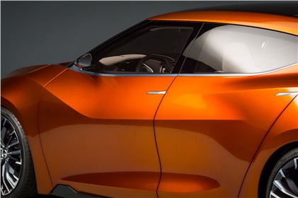 Nissan Sport Sedan, 2014 - Side design 