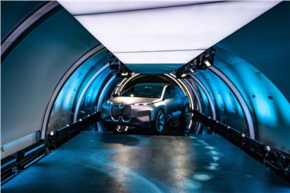 BMW Vision iNext Concept, 2018