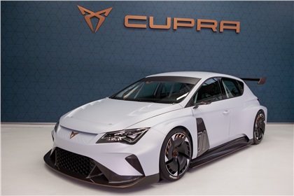 The CUPRA e-Racer, the world’s first 100% electric TCR race car