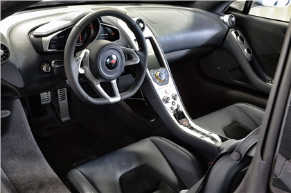 McLaren MP4-12C (2012) - Interior