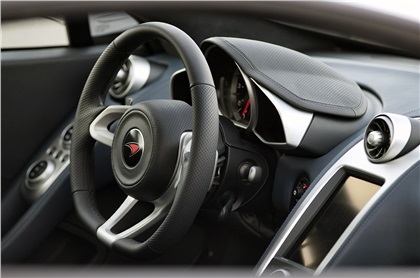 McLaren MP4-12C (2012) - Interior