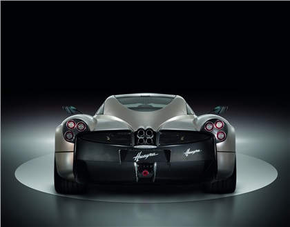 Pagani Huayra (2011)