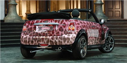 Life Ball Mini (2009): Pink Panther