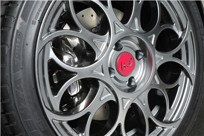 Ken Okuyama Design kode9 (2013) - Wheel