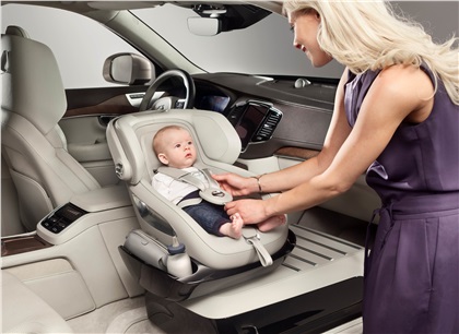 Volvo XC90 Excellence Child Seat (2015): Interior Concept