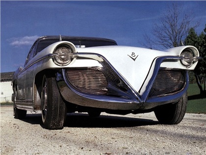 Cadillac “Die Valkyrie” by Brooks Stevens (1954) - The distinctive nose of the 1953 Die Valkyrie was designed to emphasize the powerful engine.