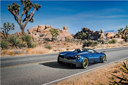 Pagani Huayra Roadster (2017)