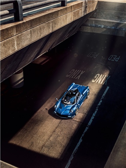 Pagani Huayra Roadster (2017)