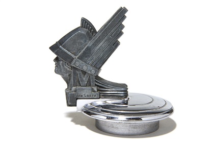 Minerva Mascot by Pierre de Soète: M4, 12 CV