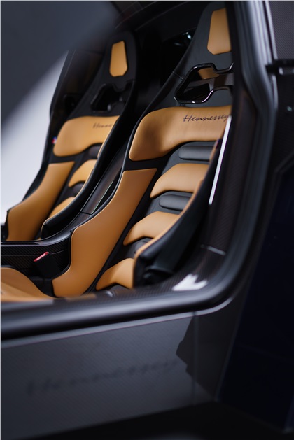 Hennessey Venom F5 (2021) – Interior