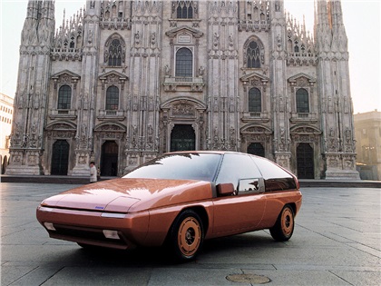 Mazda MX-81 Aria (Bertone), 1981 - На примере Mazda 323 дизайнеры Bertone показали, как будут выглядеть хэтчбеки ближайшего будущего. Угадали не всё, но многое
