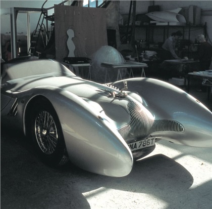 Colani Horch V16, 1996 – Mega-Roadster