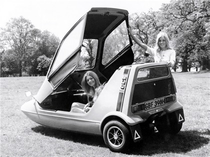 Bond Bug 700ES (Ogle Design), 1970–74