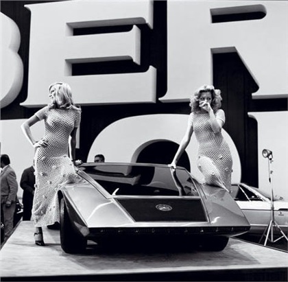 Bertone unleashed the Stratos Zero concept to the public at the 1970 Turin motor show