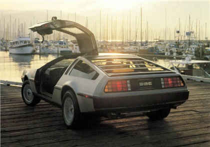 DeLorean DMC 12, 1981-83