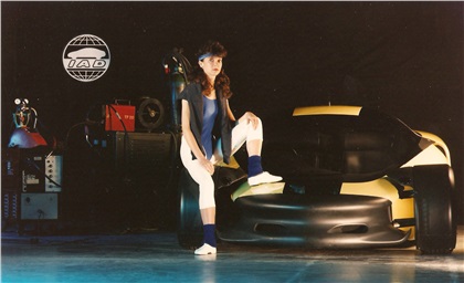 I.A.D. Venus, 1989