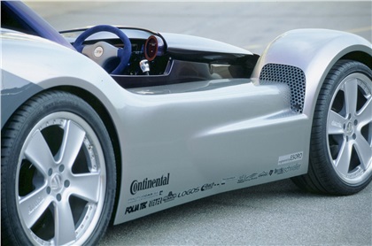 Rinspeed ADVANTIGE R<sup>one</sup>, 2001