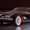Big, thick bumper bars detract from the slinky shape, but give a clue as to how Mitchell intended to ensure that the operable Phantom would meet the new bumper bar regulations in the USA.