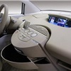 Приметы нынешних моделей «Nissan»: видеокамеры заднего обзора, симметричная панель приборов