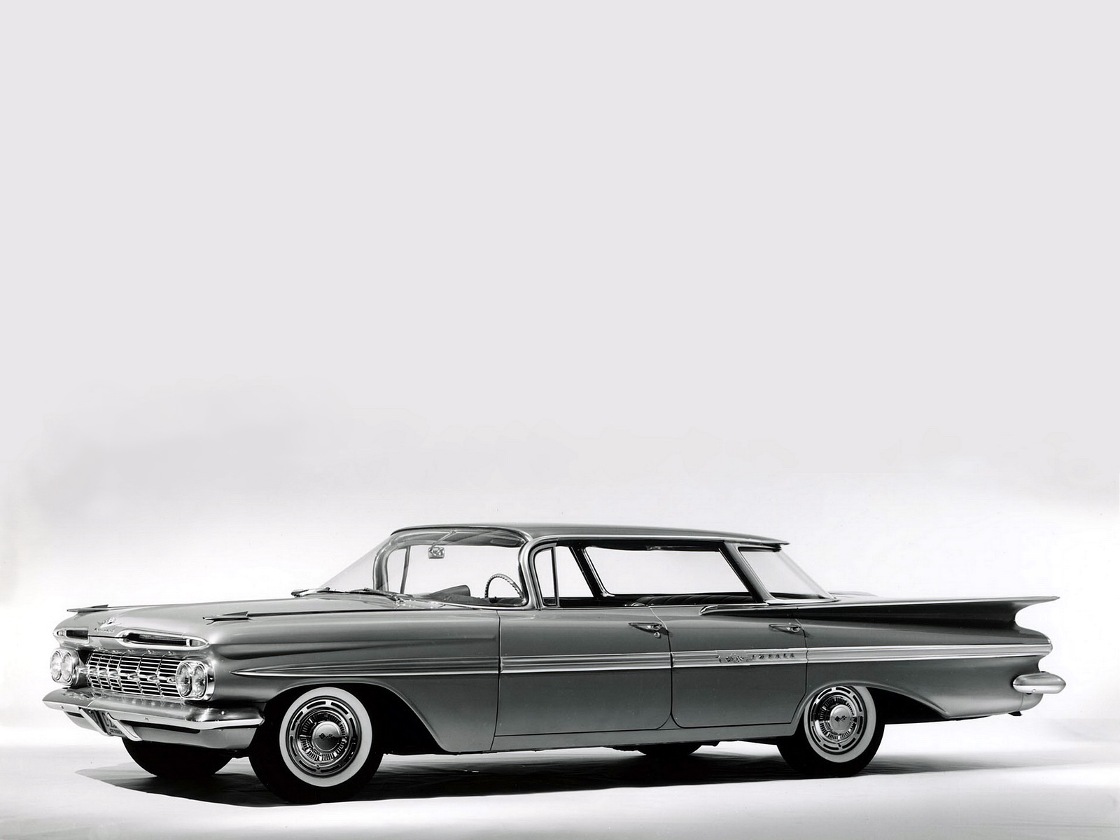 Chevrolet Impala 4-Door Sport Sedan, 1959