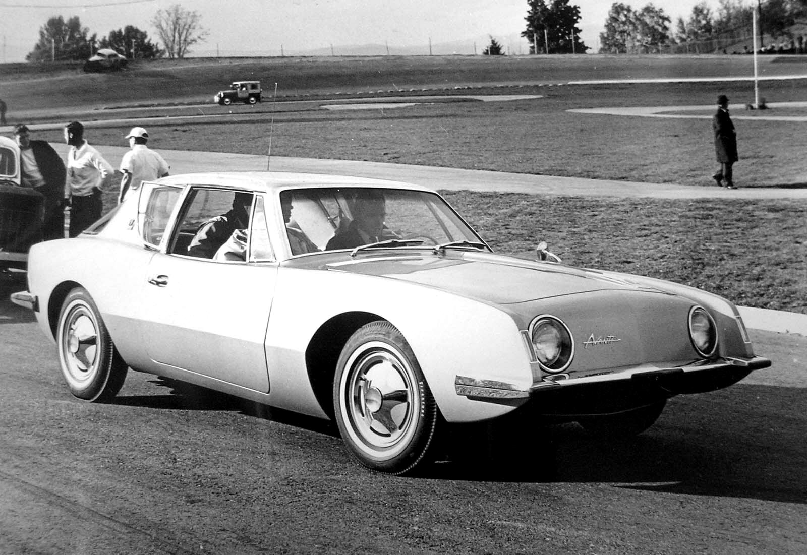 Studebaker Avanti, 1963