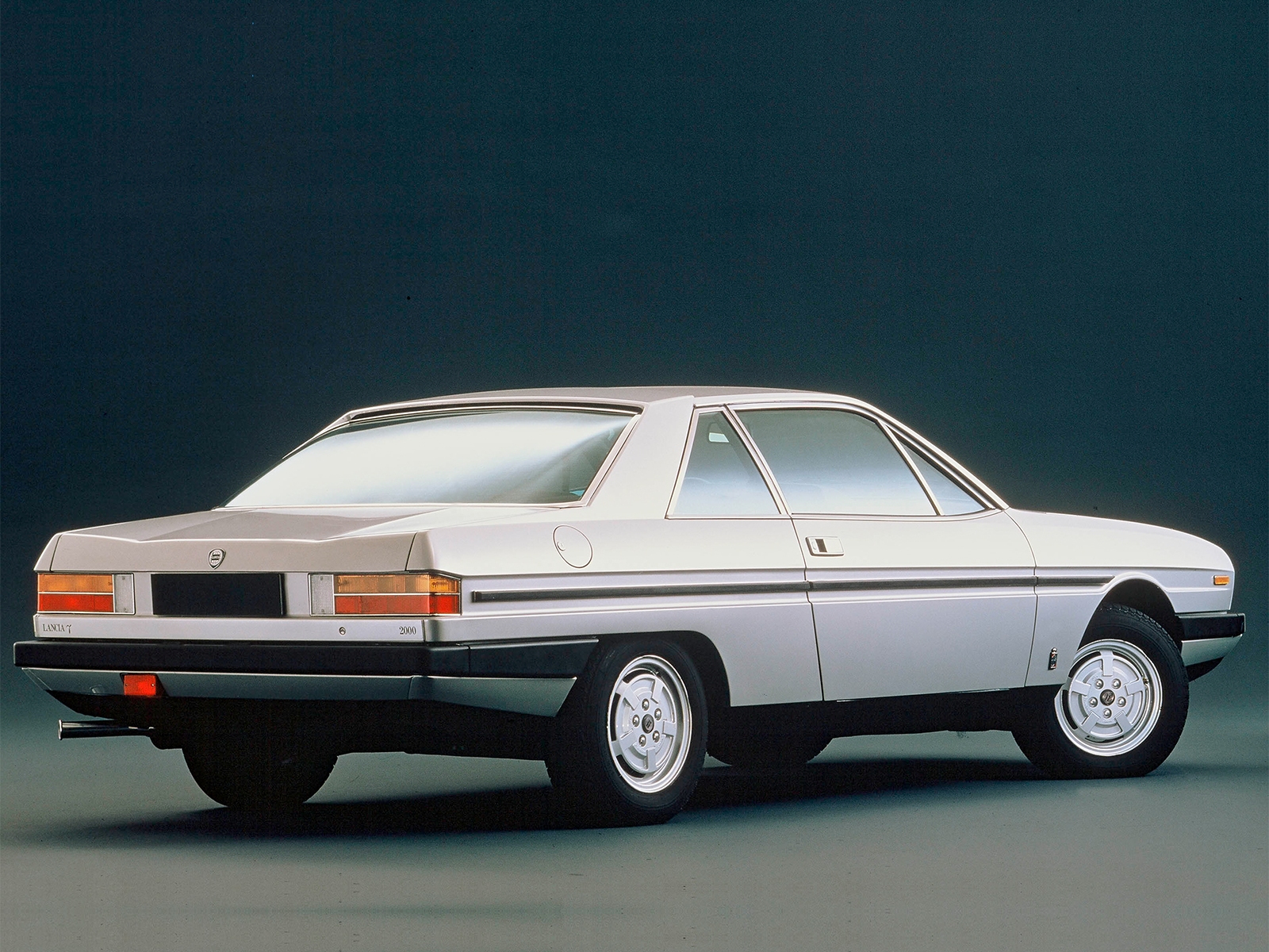 Lancia Gamma Coupe (Pininfarina), 1976-80